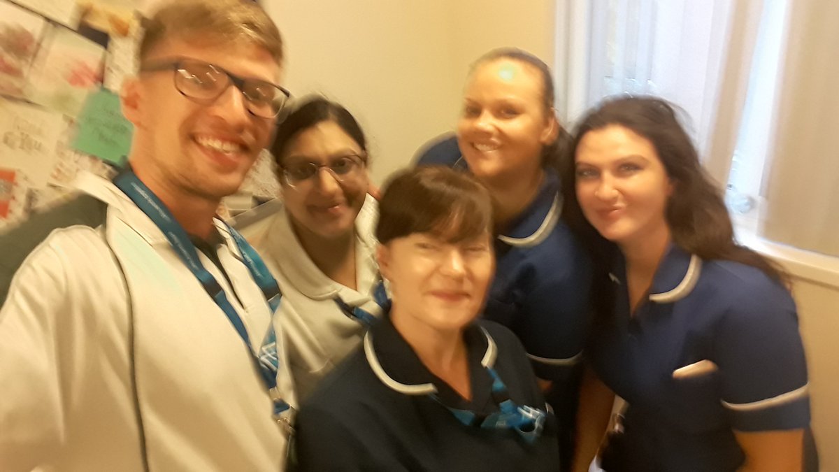 FionaMelding's tweet image. Team Beech saying a fond farewell today to our amazing OT Student Tas. Great to hear that her time on beech mentored  by our own wonderful OT Rory has converted her to wanting a career in mental health @RoryB_OT @GMMH_NHS  #goodjobrory 🤗🤗#lovinOT