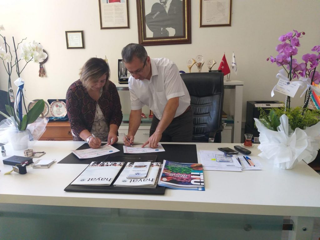 Faculty Member of AYBU Faculty of Health Sciences will give Consultancy Support to Ankara Altındağ Atatürk Vocational and Technical Anatolian High School
aybu.edu.tr/en/content_det…
#ÜniversitemAYBÜ
<a href="/profdriaydinli/">Prof.Dr.İbrahim AYDINLI</a> <a href="/aricankazim/">Musa Kazım ARICAN</a> <a href="/ybunikonsey/">AYBÜ Öğrenci Konseyi</a>
