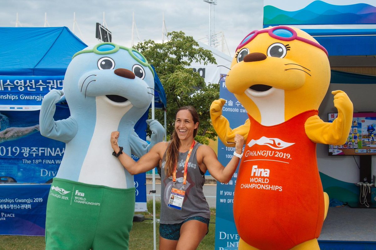 Music🎤, beer🍺 and friends 🤗 - no better way to relax after a day of competition at the pool! Swim fast &amp; have fun!  #FINAMasters #FINAGwangju2019