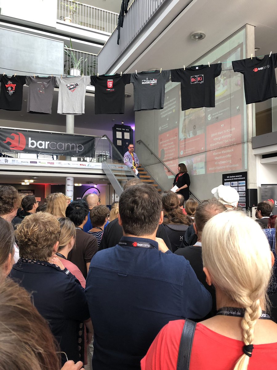 AndreNikolski's tweet photo. Jetzt gehts los - Barcamp Kiel 2019!! #bcki2019 https://t.co/EB3q7znQsh
