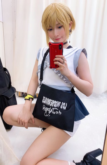 Twitterのコスプレ画像16