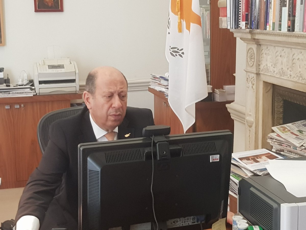 Parikiaki's tweet photo. A day with the High Commissioner of Cyprus in the UK Euripides Evriviades
https://t.co/f4PiE3iNmJ
#Cyprus #HighcommissionerofCyprusintheUK #CyprusHighCommission
#UKCypriots #EuripidesEvriviades
@eevriviades https://t.co/xaD4KgG2bX