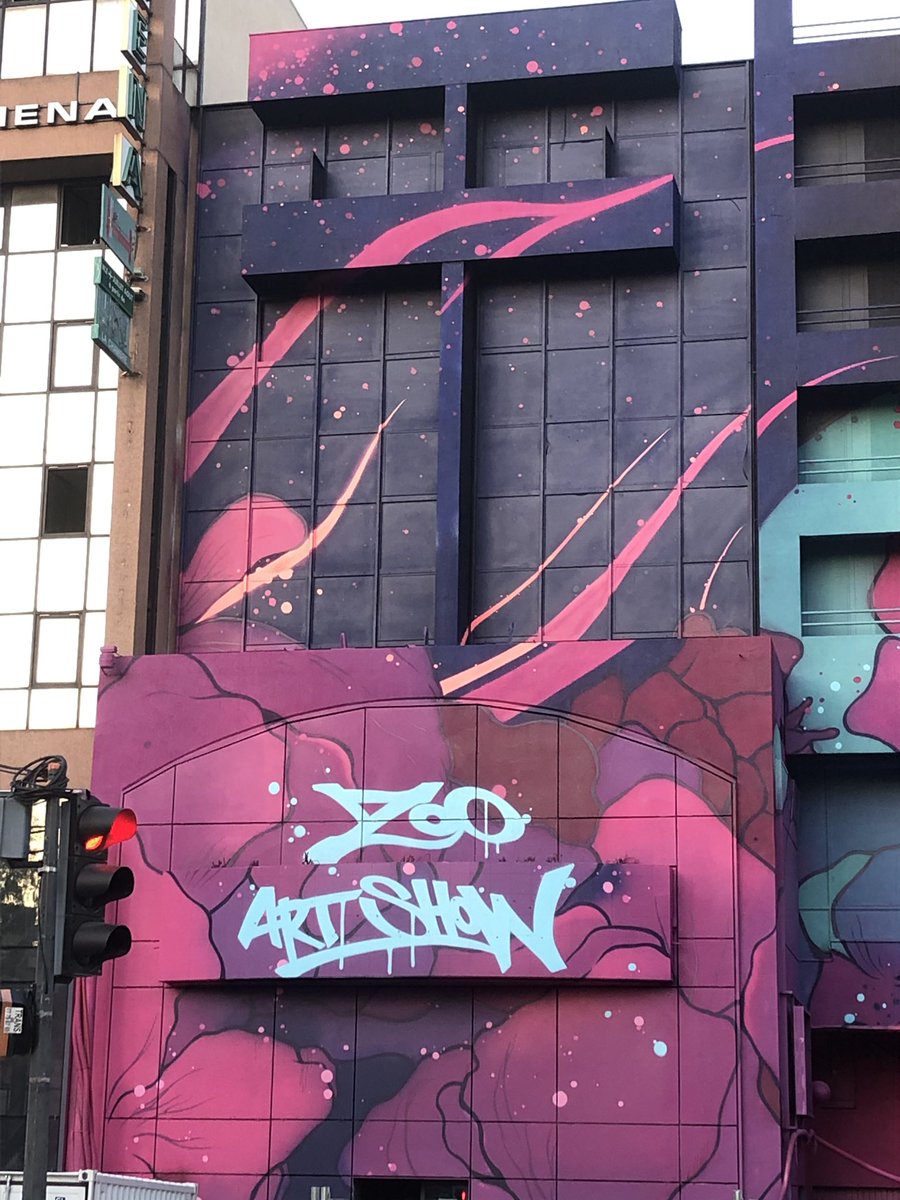 GuideduVoyage's tweet photo. [#streetartlyon / #photodujour] Photographies du Zoo Big Wall, une œuvre monumentale et éphémère de près de 2 000m2 réalisée par 👉 l’artiste #Kaloufstreet et #BlastArt) !  
📍47, boulevard Vivier-Merle à #lyon📍
#zooartshow #zooartshowlyon #peinturemurale #kaloufart https://t.co/UQOBUEXV4q