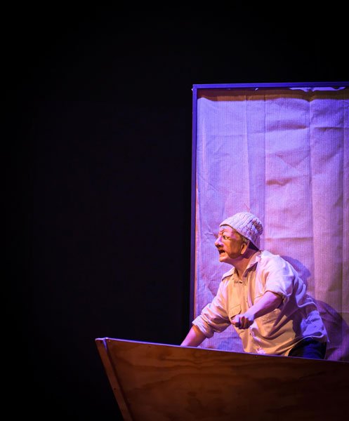 South African theatre interpretation of the Ernest Hemingway classic, 'The Old Man and the Sea', to show in #CapeTown → bit.ly/2SE2Qf3

@ContagiousStory <a href="/TheFugard/">The Fugard Theatre</a> #welovetheatre #friyay #FridayThoughts #theatrethoughts