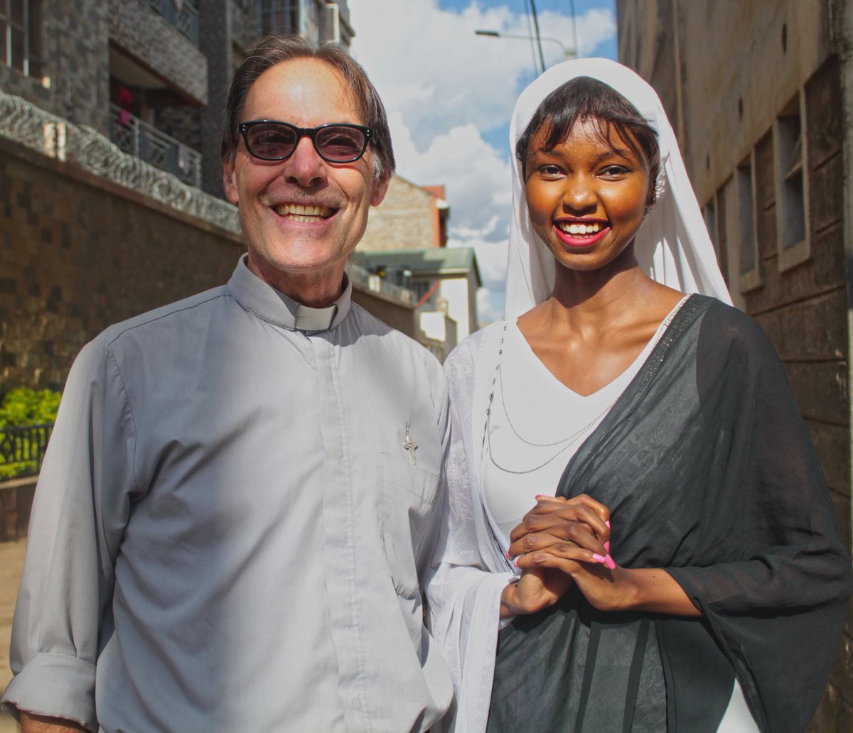Topha_graphy's tweet image. When @hopsin said "Fuck the club bitches I will start hanging out with a group of nuns" @SkemeKenya @chaleslim #hopsin #joemwangi #MKU16thGraduation #nairobi #Arts #joynerlucas