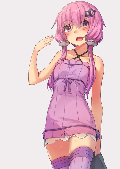 夏にパーカーは暑い 