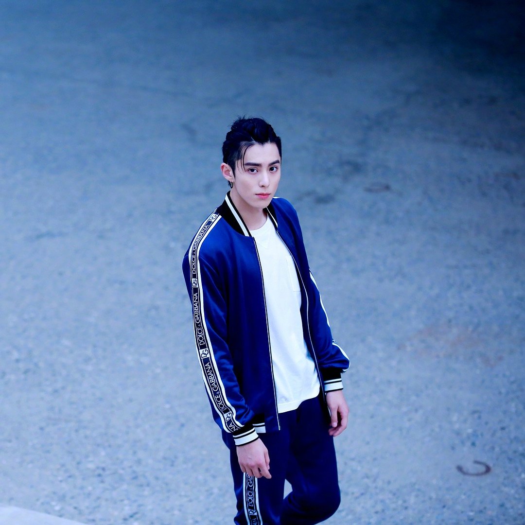 mycai_06's tweet photo. Its been awhile since i wasnt able to see u. Still handsome.💜💜🥰😊😘 #dylanwang https://t.co/izcSuehJOz