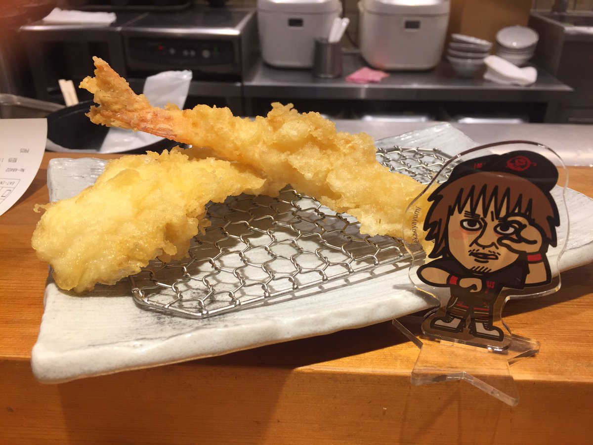 Yuta Dominion6 6大阪城 天ぷら定食まきの 難波 揚がった順に 揚げたてサクサクを 提供してくれるお店 ネタも大きくて食べ応えあり 卵の天ぷらは ご飯の上にのせていただきます 定食で790円 エディオンアリーナから 歩いていけますよ Yuta Dominion6 6大阪城 天ぷら定食まきの 難波 揚がった順に 揚げたてサクサクを 提供してくれるお店 ネタも大きくて食べ応えあり 卵の天ぷらは ご飯の上にのせていただきます 定食で790円 エディオンアリーナから 歩いていけますよ