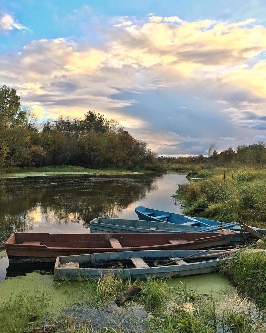 Ekatmid's tweet photo. The best boats you've seen this week. Click 👍 if you like Ural nature😍 #VisitRussia #GoToUral
📷 igosheff https://t.co/F2PX7JsIBZ https://t.co/LuVnue1nbV