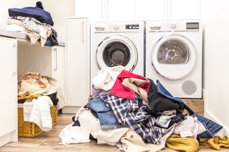 KoshaCleaning's tweet photo. DO YOU HATE DOING LAUNDRY TOO?

You work enough at the office, let Kosha do the dirty work this weekend.
         You leave it we clean it!
Contact us info@koshaservices.com | +264852959595 | https://t.co/870TsL7Gqa
#laundrymakeover #cleaningservice #kosha #laundry
#happyfaces https://t.co/vQfxVzxENs