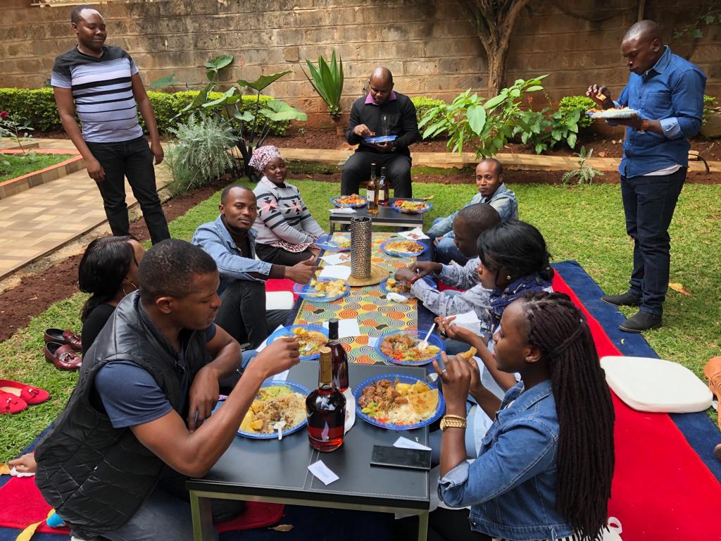 ExactExperient2's tweet photo. At Exact, we're not just a team, we're family! Happy birthday to August babies and cheers to greater growth!
.
.
.
#WeareExact
#CorporateEvents
#TeamExact
#Denim
#Happyhour
#ExperientialMarketing
#ExactMarketing https://t.co/f1hGXLStgQ