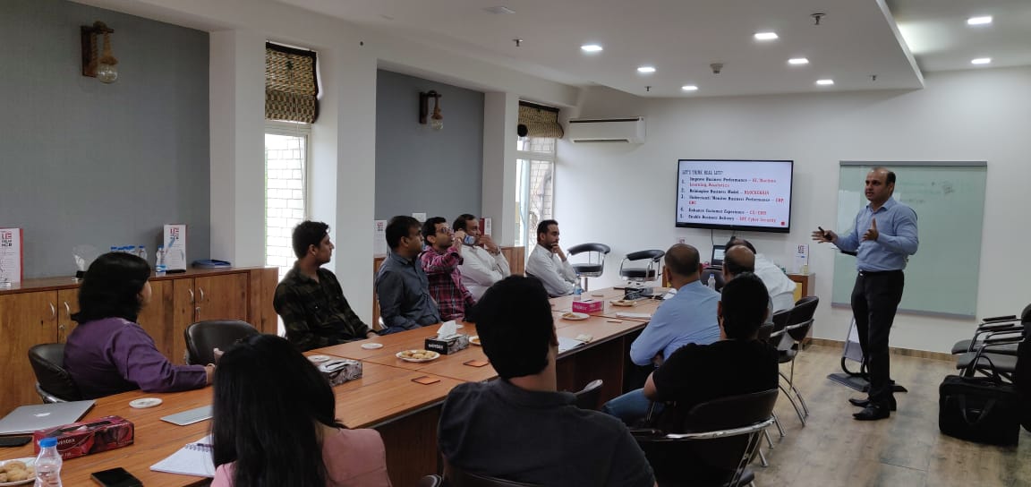 TiEDelhi's tweet photo. "You can't deliver your #business perfectly until you have your presence on #socialmedia" - @sardul, Senior Partner, @EY_India.
 
#Startups #Entrepreneurship #DigitalMarketing https://t.co/g2kQxWccfY