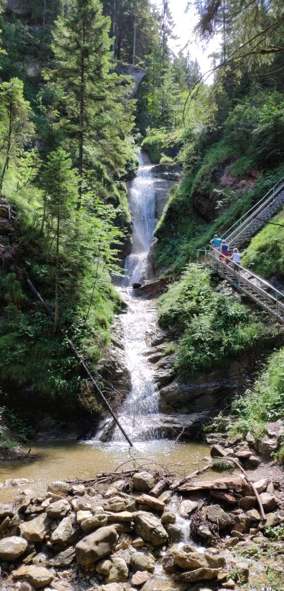 NorSchGerman's tweet photo. 24 Stunden später in #Nesselwang https://t.co/smda3nCAFx