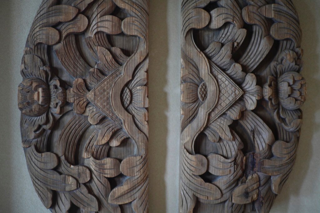 RafflesHainan's tweet photo. Placing great emphasis on the profound and vibrant Li minority culture that pervades the island, we at
@RafflesHainan  proudly host visits across the entirety of Hainan. We will only be too pleased to share a piece of this colorful and diverse culture with our guests. https://t.co/0kJkHqSWpQ