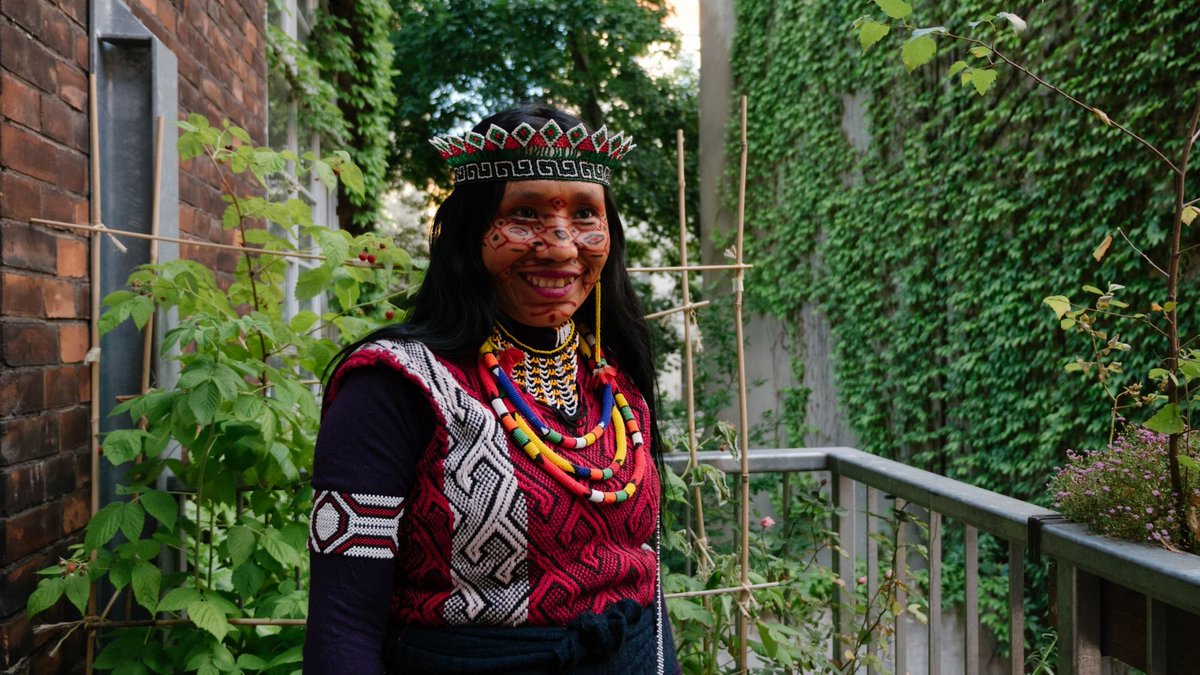 ecosia's tweet photo. Indigenous groups around the world depend on forests for survival. When we talk about protecting our environment, we’re talking about human rights too. #IndigenousDay 
https://t.co/CS8ps49LYo https://t.co/FNyTe34s8L