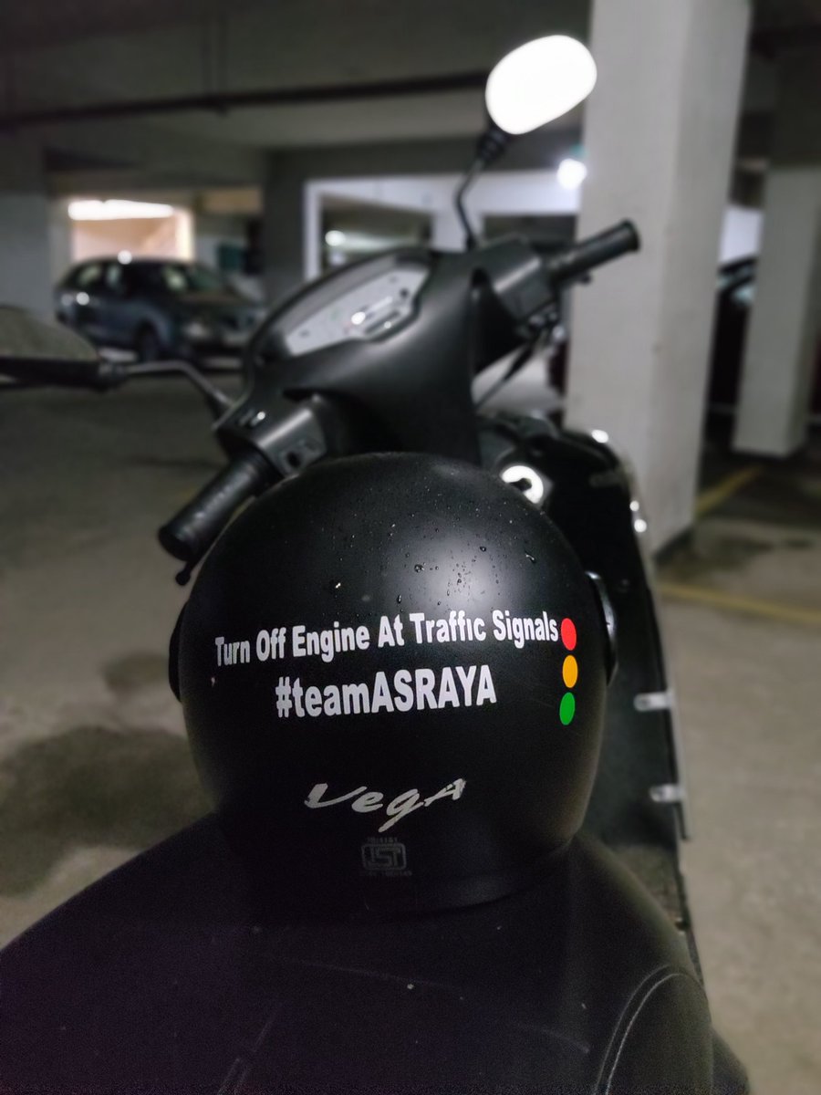 kedarnath_'s tweet photo. @cpcybd @hydcitypolice @HYDTP Can we put some signboards at traffic signals requesting to turnoff engines,in the IT corridor junctions. It will reduce a lot of pollution. We are seeing a lot of impact by just putting it on our Helmets.
#teamAsraya #nayiSoch #sochBadlo 
Like this https://t.co/4InXLKfPWR