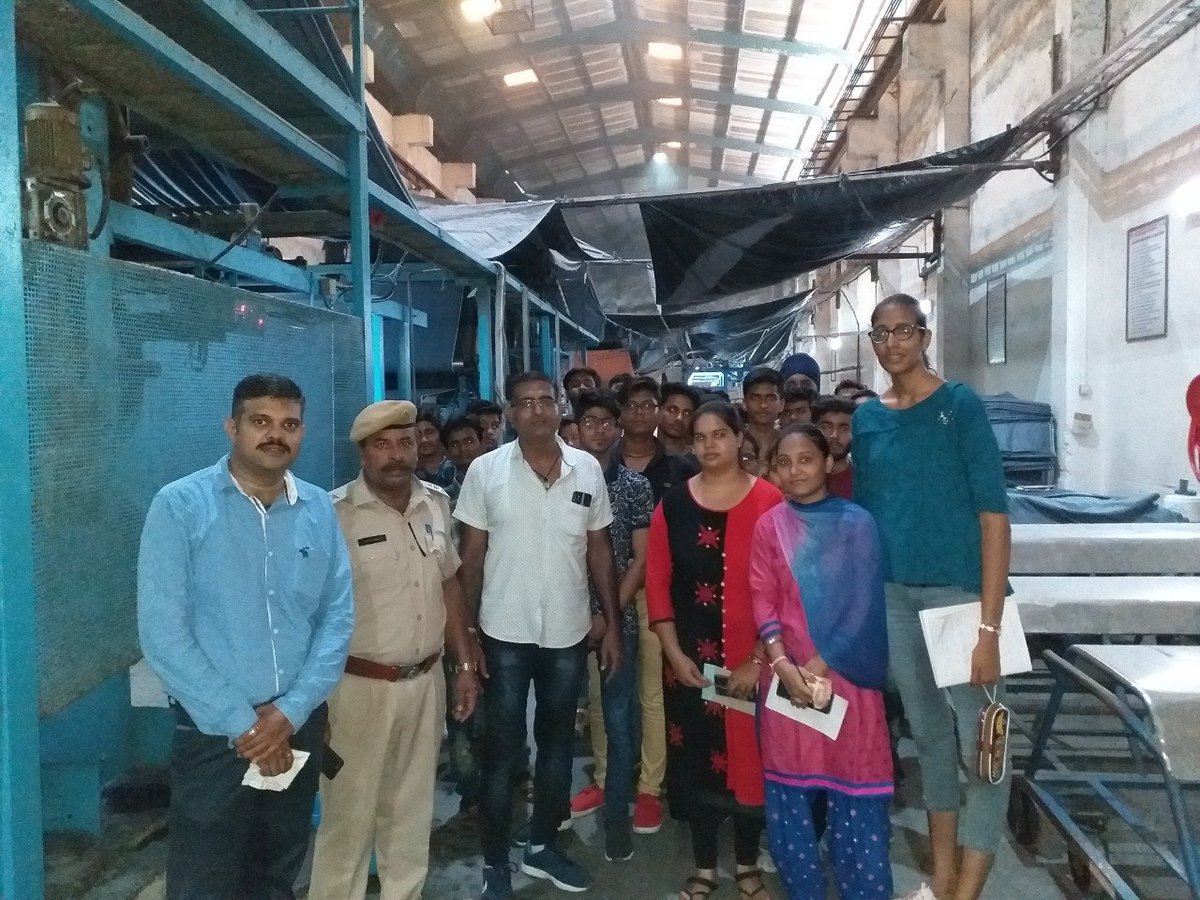 Sangam_Univ's tweet photo. New students were welcomed with inspiring words by our faculties at the Orientation Day for new students. Fun activities, interactive talks & an industry visit were also organized for them.
Visit: https://t.co/wMMqceKn1O
#Induction #Orientation2019 #NewSession2019 https://t.co/6URC0ARjGG