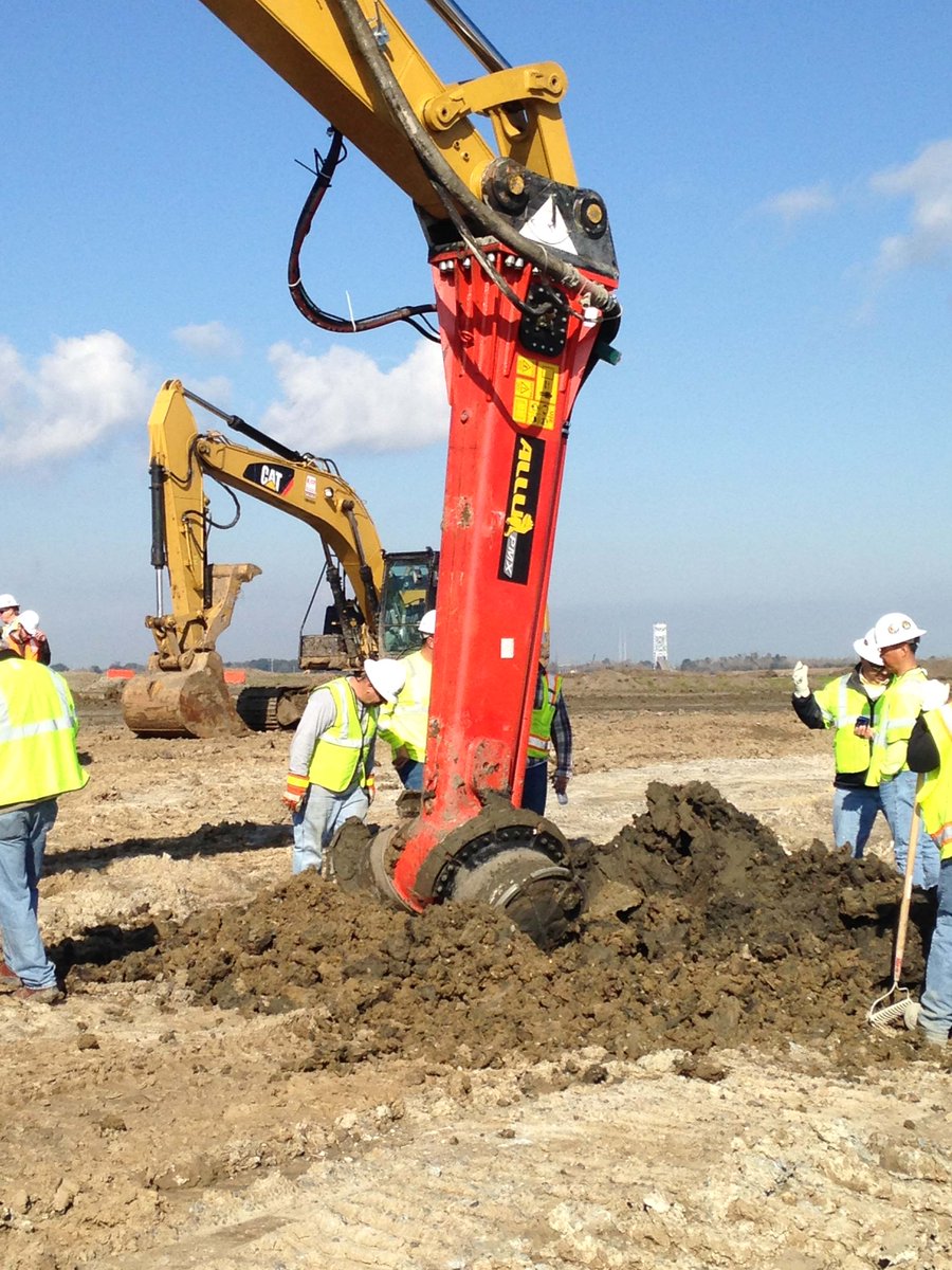 AlluGroup's tweet photo. #ALLUProcessor 300HD working on a #remediation project in the North East USA. ALLU Processor is a cost-efficient way to decrease the binder needed for stabilization and to increase the customer's profit.
More about ALLU Processor: https://t.co/vtwqeWCABK
#Customercase https://t.co/wKAlraQbUh
