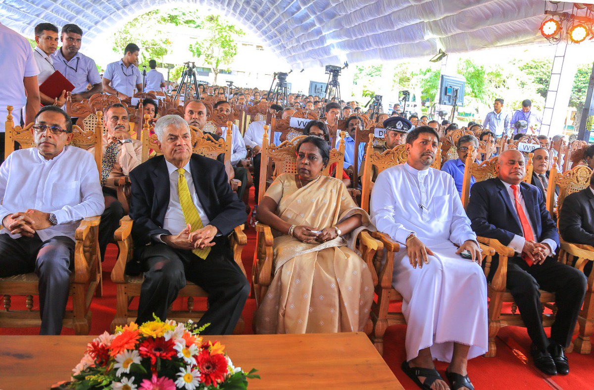 KabirHashim4's tweet photo. https://t.co/rZUJ8qlMHn
The Sapugaskanda Refinery completed 50 years of service to our nation. It was an honour to celebrate this occasion with Hon.@RW_UNP as the Chief Guest. I thank Hon.Anoma Gamage and Hon.@RWijewardene for their support. #SriLanka #UNP https://t.co/1RnESHcllS