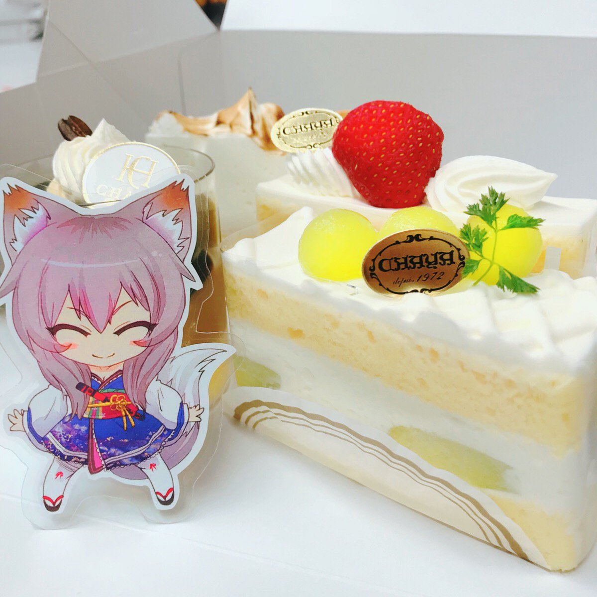 koten_tw's tweet photo. 8月9日はわしの誕生日なのぢゃ(๑╹ڡ╹๑)
誕生日はおいしい“けーき”が食べれてしあわせぢゃのう
+。:.ﾟ٩(๑＞◡＜๑)۶:.｡+ﾟ
#やらいでか
#誕生日#バースデーケーキ https://t.co/eUrjjeoY39
