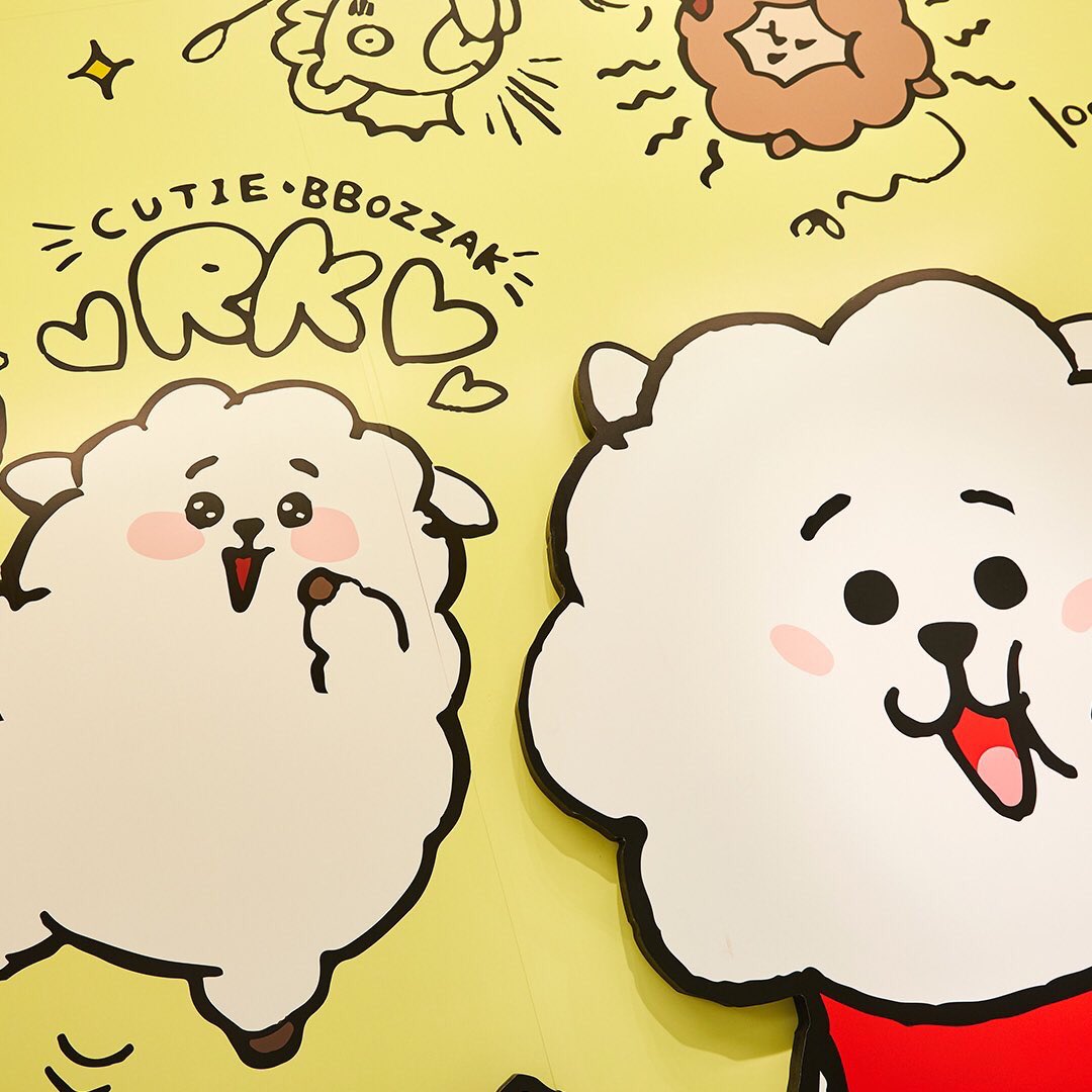 BE_BTSGALAXY's tweet photo. • 090819 | Twt | @BT21_ •

Quelle heure est-il?
L’heure de visiter Gangnam!

DÉCOUVREZ EN PLUS
🔍 https://t.co/sjiXFlzJcs
📍 437, Gangnam-daero, Seocho-gu, Seoul

#OnSeVoitLaBas #EmmeneMoiAGangnam #RencontreAGangnam #LINEFRIENDSSTORE #GANGNAM #BT21 https://t.co/rRK63paloz