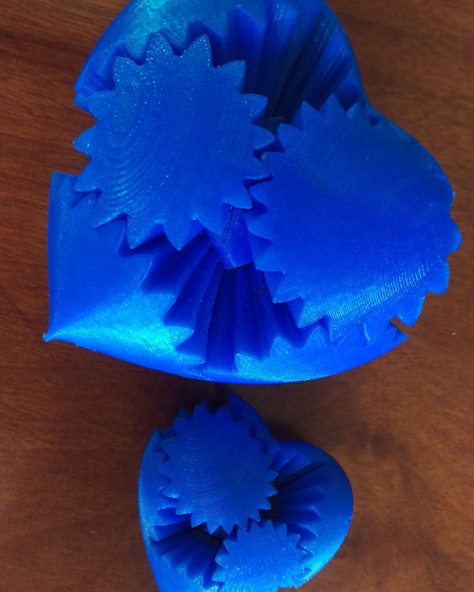 3DCreateShop's tweet photo. a Turning mechanical heart. 3D print and browse many more products at

https://t.co/hyQCbJmLtD

Send us your (stl file), get free quotes.

Email: info@3dcreateshop.com

Geared heart by emmett at Thingiverse.

#love #3dprinting #instagood #FridayThoughts #FridayMotivation  #heart https://t.co/gOmrHM8cK1