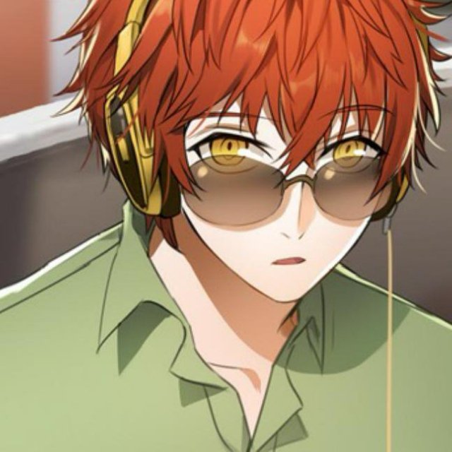 Let me introduce you to Mystic Messenger and its pool of loveable, fuckable...