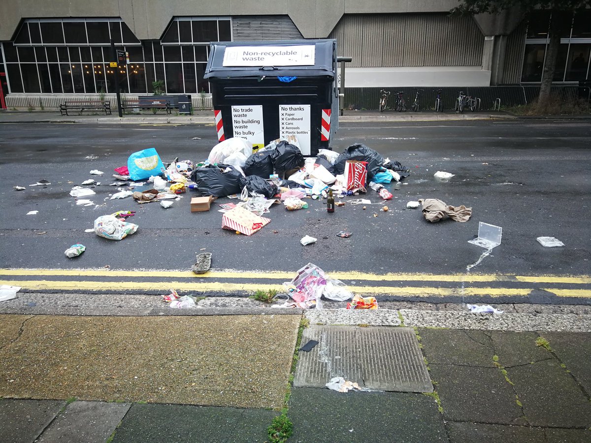 Timeforchanges6's tweet image. Is this what we pay £160 p/m in council tax for @BrightonHoveCC?