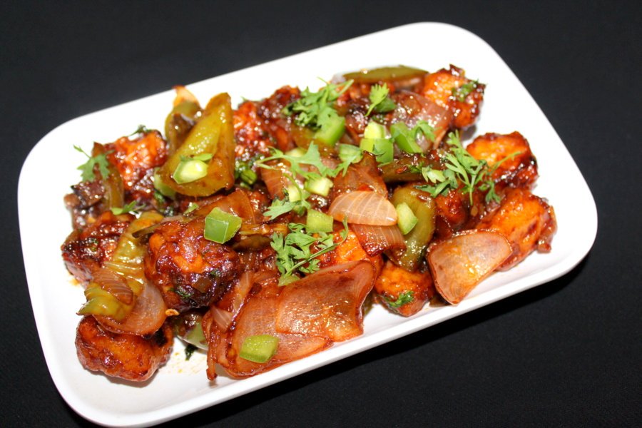 MahalDelux's tweet photo. Have Lunch at Moti Mahal Delux and Enjoy this lovely weather by having some delicious food.

#foodies #yummyfood #lunch #lunchbreak #vegan https://t.co/T0FO2Ytm9c
