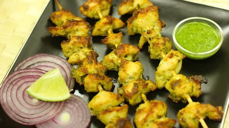 MahalDelux's tweet photo. Have Lunch at Moti Mahal Delux and Enjoy this lovely weather by having some delicious food.

#foodies #yummyfood #lunch #lunchbreak #vegan https://t.co/T0FO2Ytm9c