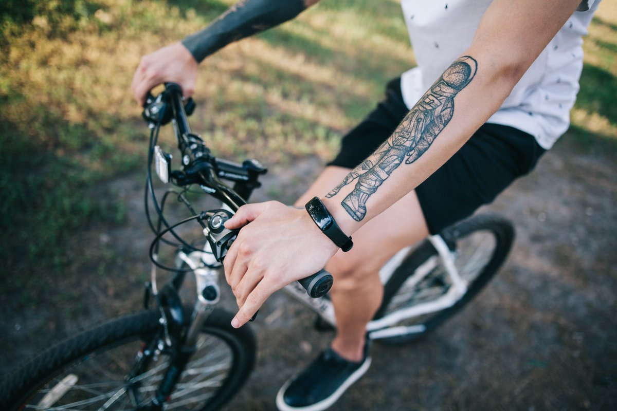 CanyonTech's tweet photo. Track your progress 🚲 
https://t.co/7UaU1rsGlr
#cyclinglife #fitnesstracker https://t.co/Uk9AF397bn
