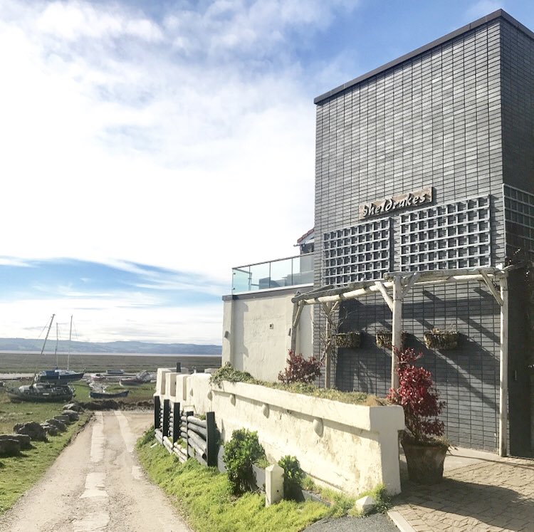 So excited to launch another training venue... New Wirral Instagram for Business training coming soon! The most gorgeous place on the Wirral <a href="/SheldrakesR/">SheldrakesRestaurant</a> 😍💫
#wirral #wirralbusiness #instagram