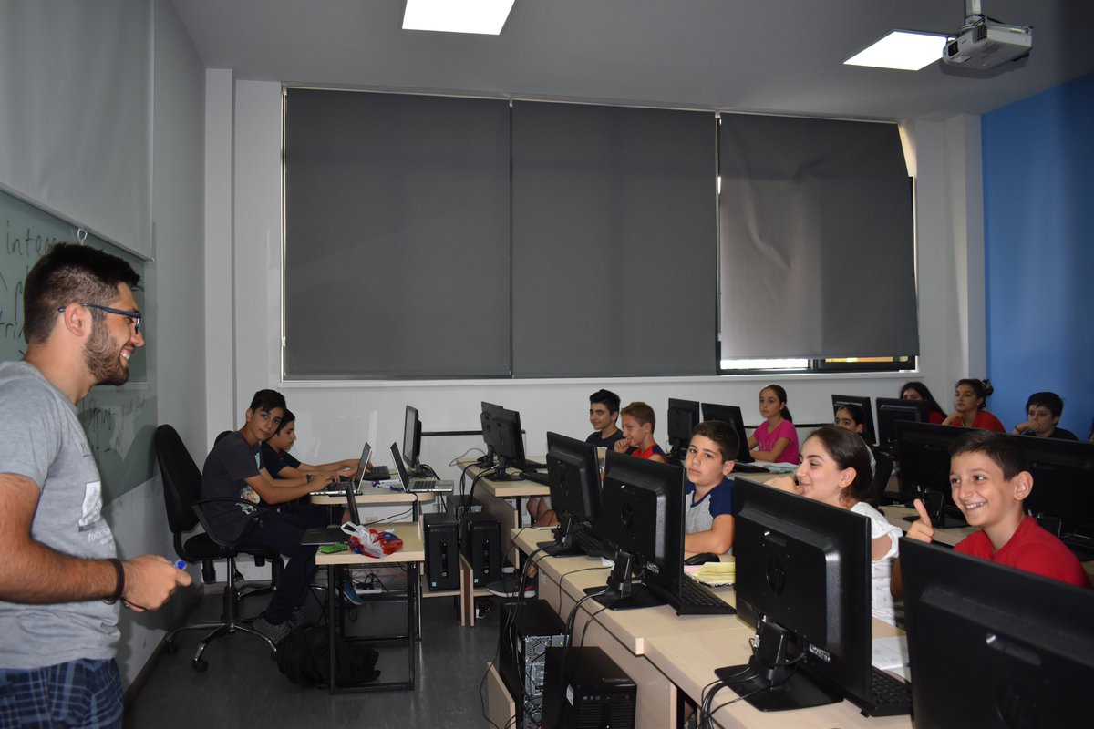 CoderDojoAM's tweet image. What a way to spend one's summer!
Our "Seroond Lab" #codingcamp has already started its work.
While it might be hard for kids to learn the "programming way of thinking", our mentors are pro at guiding kids through tech, as they have previously volunteered for #coderdojo.