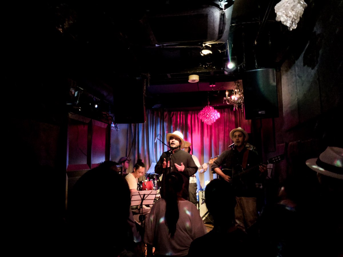 tri213's tweet photo. 昨夜のバチカはスペシャルすぎたな…💃💘 #躍動感 #マスバシ #stephpockets #45trio https://t.co/b25H0QNzec