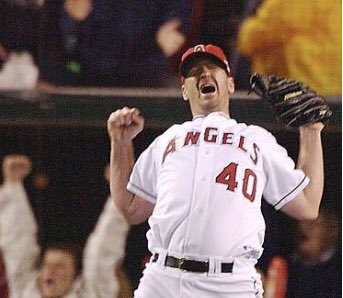 Happy birthday to Troy Percival, who clinched the 2002 World Series for the Angels 