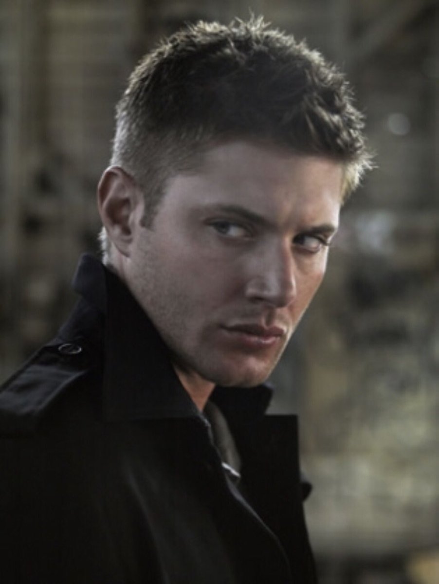春秋 ディーン ウィンチェスター Supernatural アメリカのテレビドラマ スーパーナチュラルの主人公の一人 兄貴の方 俳優の名前はジェンセン アクレス 超イケメン 私が初めて3次元で推した人 頭の回転が早くてムキムキでカッコイイけど人の話