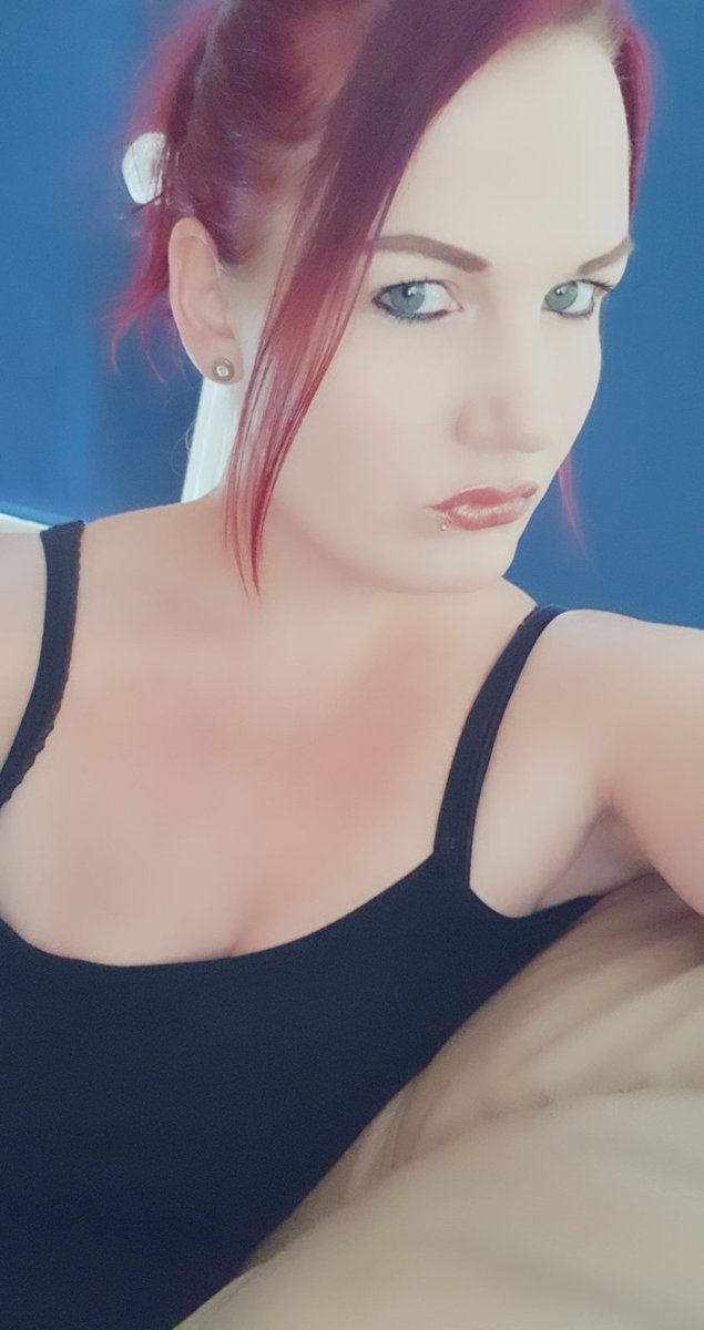 You know the only way to get a little piece of my attention is to pay! I will Show you how good it feels to you! #Zahlfotze #Zahlschwein #paypig #tribut #findom #payslave #moneydom #Geldherrin #moneymistress #cashslave #moneyslave