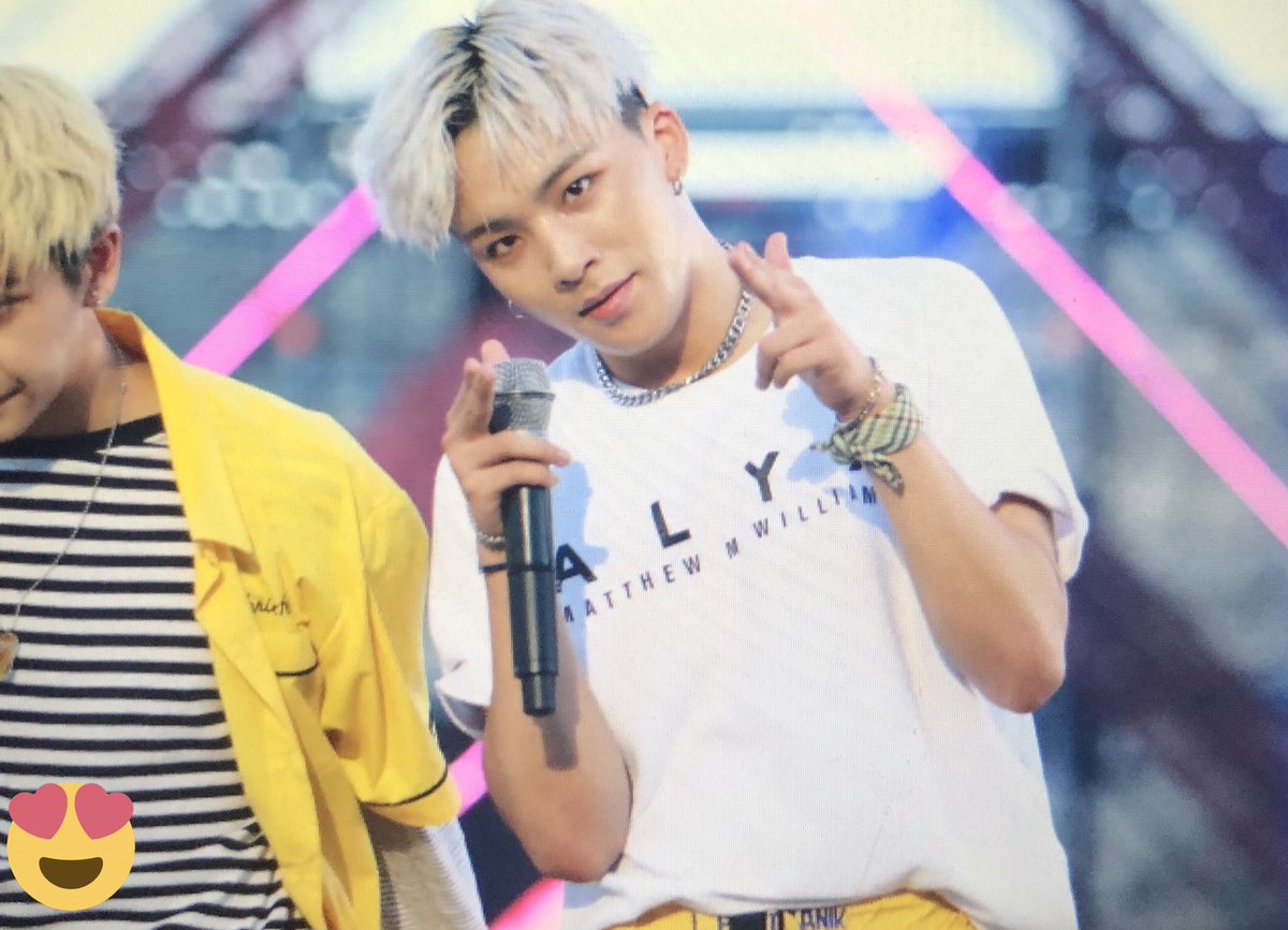 8eight_H's tweet photo. 190809 인천 왕산마리나 플뷰
#D_CRUNCH #HYUNHO #현호
 #디크런치 #ヒョンホ #이현호 
 
@DIA_CRUNCH https://t.co/dZoFqWNQMy