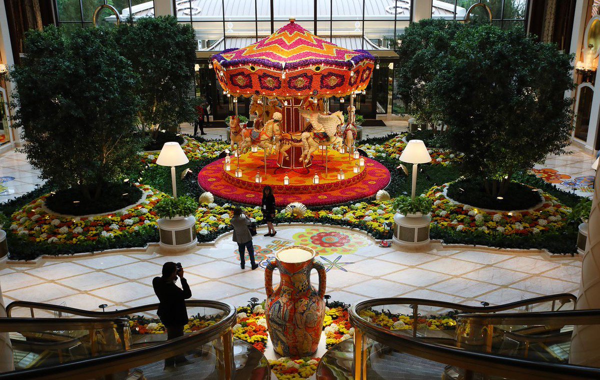 prestonrbailey's tweet image. I am so happy to Introduce my third carrousel Installation.
One in Las Vegas, another in Macao, and now, Boston. 🎠

#PrestonBailey #PBLive #NeverUntilNow @bostonglobe