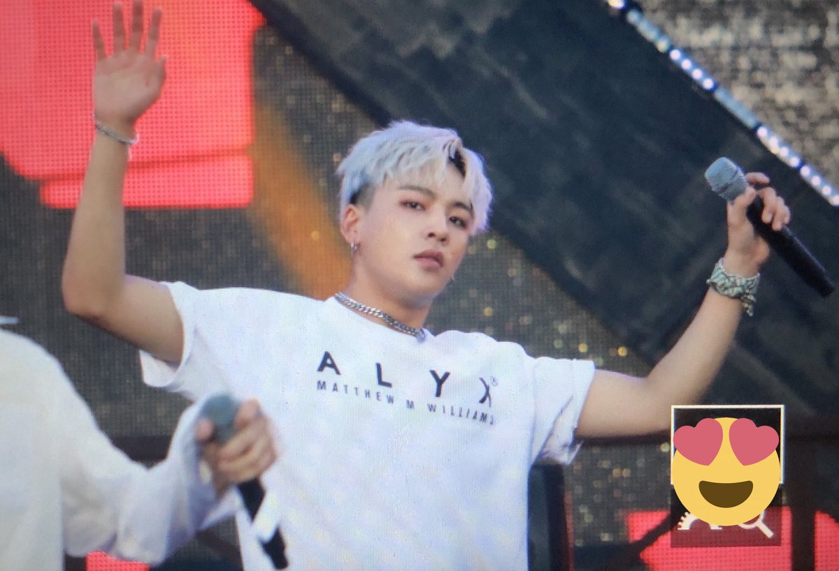 8eight_H's tweet photo. 190809 인천 왕산마리나 플뷰
#D_CRUNCH #HYUNHO #현호
 #디크런치 #ヒョンホ #이현호 
 
@DIA_CRUNCH https://t.co/HKikczfTw8