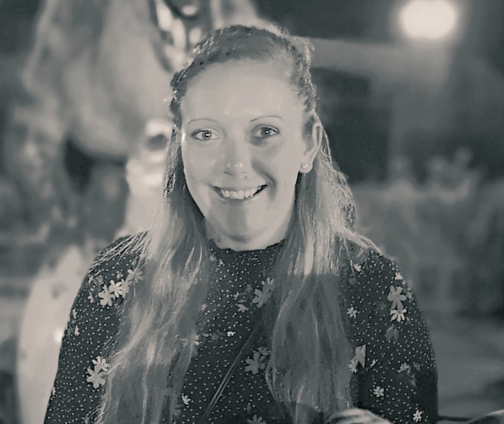 chirpy_kelly's tweet photo. Coming to a #SharedOwnership assesment near you soon...
The very lovely Kaela joins #TeamTMP this week, and is excited to get stuck in!
Welcome to the team Kaela, sorry you spent the day with @chirpy_alex but I'm glad those @Sales_Aster peeps have looked after you 😁😁😁🎉 https://t.co/NpKzQlQekK