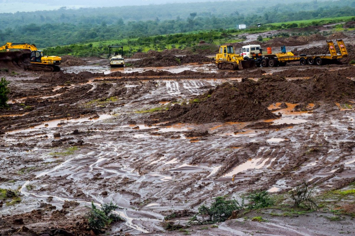 LaikipiaCountyG's tweet image. Ongoing works @matwikudam in Umande ward, Laikipia East. Let us manage the water resource effectively to ensure it is sufficient for both domestic and irrigation use through the adoption of #wrua #kcsap
 #laikipia #laikipiaonthemove #thisislaikipia