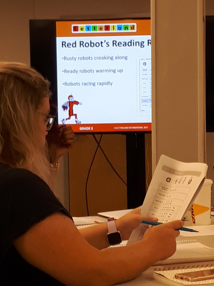 EducatorJenella's tweet photo. Sharpening gr3at skills in Letterland training. #howiparticipate #learningwithoutlimits @LynlyCampbell @participate @wisealj @DouglasESDragon https://t.co/6WynepzHVQ