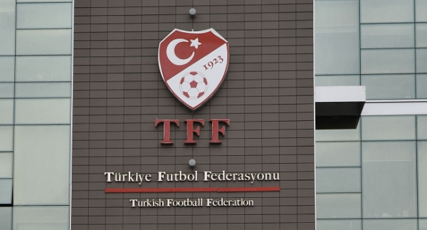 TIREHBR's tweet photo. 📢 TFF'den 18 kulübe lisans https://t.co/8hR0FabjJt https://t.co/LvPvZo7ve3