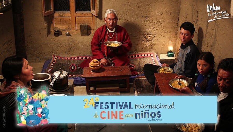 CI_CDMX's tweet photo. #Hoy #CineParaNiños y adultos proyecta #Chuskit historia de niña parapléjica con esperanza de ir a la escuela a las 16 hrs General $40 #Discapacitados #EntradaLibre 50% estudiantes maestros etc

#SalaJulioBracho #CentroCulturalUniversitario CU #InsurgentesSur 3000 @Alcaldia_Coy https://t.co/OyoaImql6T