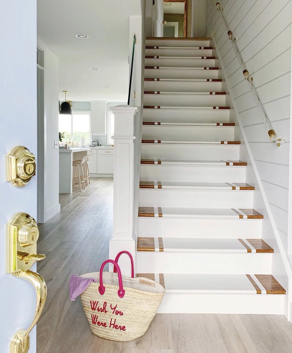 paxtonplace's tweet photo. I think Jessica should paint her stairs exactly like these designed by @zhush ...what do you think?! #stairwaytoheaven #itsallinthedetails #decorative #paint #stairways #instapic #paxtonplacedesign https://t.co/6ixxWGsrni