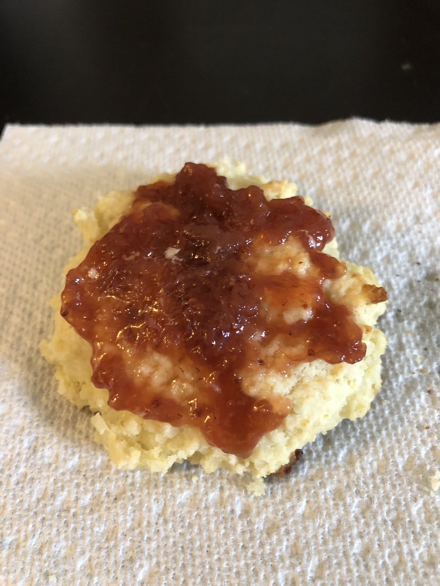 allisonmacd's tweet photo. So. Good. Canโt. Stop. Stuffing. My. Face. #jamhands https://t.co/cQSNZkwzW0
