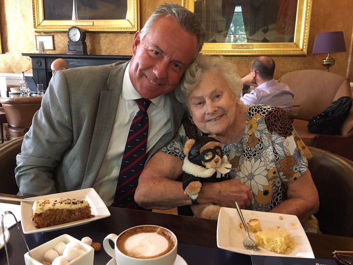 By #volunteering with the RAF Association, you can not only make a real difference to the lives of older people, but find enjoyment, friendship and hear some amazing stories!  No one in the #RAF family should feel lonely - support #veterans by offering true friendship.