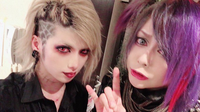 アンドゥーのルシャさん カイさんときるしゅたいん👁&zwj;🗨  ルシャさんは私が初めてヴィジュアル系の箱でライブをした時に一緒にステージ立ってくださった方です✨一緒のイベントって５年ぶりくらいですかね☺️ふと昔を思い出しました！  カイさんは２年前⁈の渋谷REXぶりでした☺️たくましくなられましたね🤗<a href="/tag/%E3%83%9D%E3%82%B1%E3%83%A2%E3%83%B3%E3%83%A6%E3%83%8A%E3%82%A4%E3%83%88"class="tags"><span>#ポケモンユナイト</span></a><a href="/tag/%E3%83%9D%E3%82%B1%E3%83%A2%E3%83%B3%E3%83%A6%E3%83%8A%E3%82%A4%E3%83%88%E3%83%95%E3%83%AC%E3%83%B3%E3%83%89%E5%8B%9F%E9%9B%86"class="tags"><span>#ポケモンユナイトフレンド募集</span></a><a href="/tag/%E3%83%A6%E3%83%8A%E3%82%A4%E3%83%88%E5%8B%9F%E9%9B%86"class="tags"><span>#ユナイト募集</span></a><a href="/tag/%E3%83%A6%E3%83%8A%E3%82%A4%E3%83%88%E3%83%95%E3%83%AC%E3%83%B3%E3%83%89%E5%8B%9F%E9%9B%86"class="tags"><span>#ユナイトフレンド募集</span></a>
