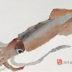 新聞ちぎり絵のイカ、クオリティが高くて素敵です。90歳セツさんの作品です。